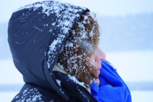 https://pixabay.com/en/woman-girl-winter-cold-person-1024998/