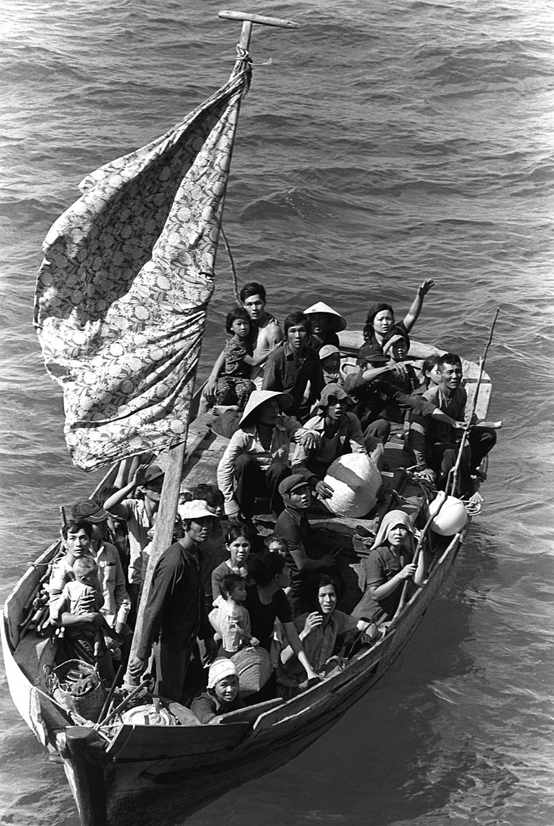 https://commons.wikimedia.org/wiki/File:35_Vietnamese_boat_people_2.JPEG