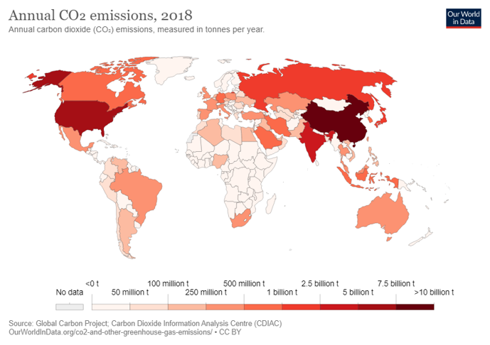World map of annual CO2 emissions from 2018. Several countries in the Global North produce the highest emissions. 